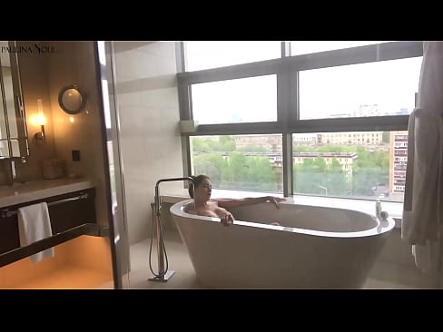 ❤️ Zoo heev babe Passionately jerking tawm nws pussy hauv chav dej ❤️❌ Fucking ntawm peb ☑